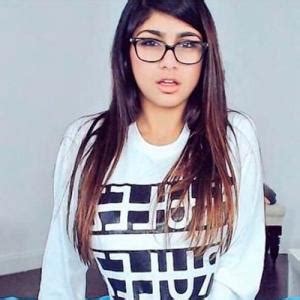 Mia Khalifa Gamer Porno Videos 